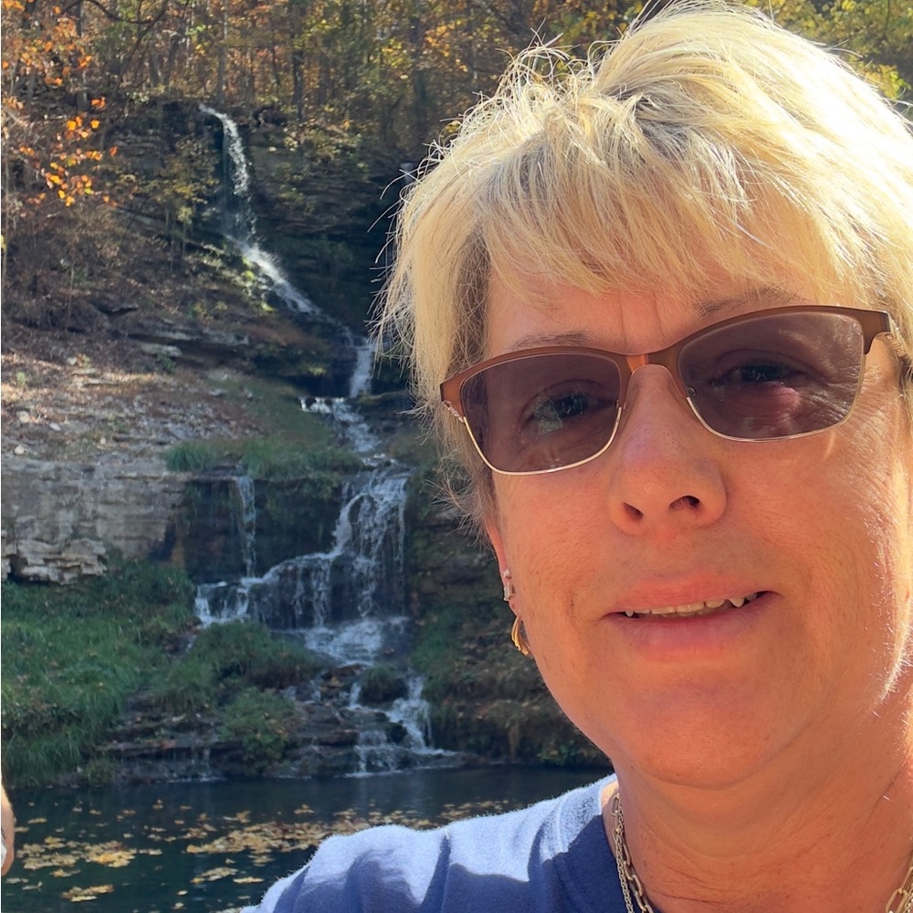 Meet your Posher, Heidi